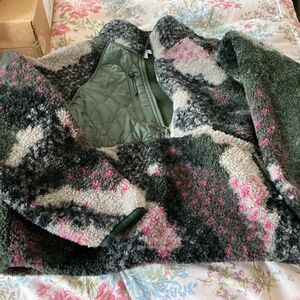 Zipper Pullover